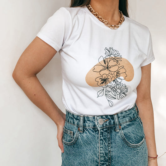 Camiseta Básica Flowers- Algodón Peruano 100%