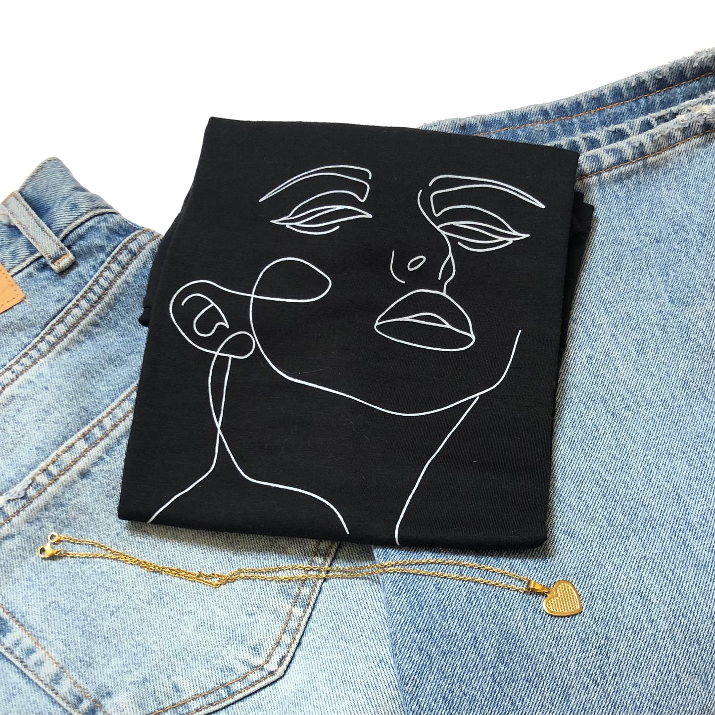 Camiseta Básica Stay FaceLines - Algodón 100%